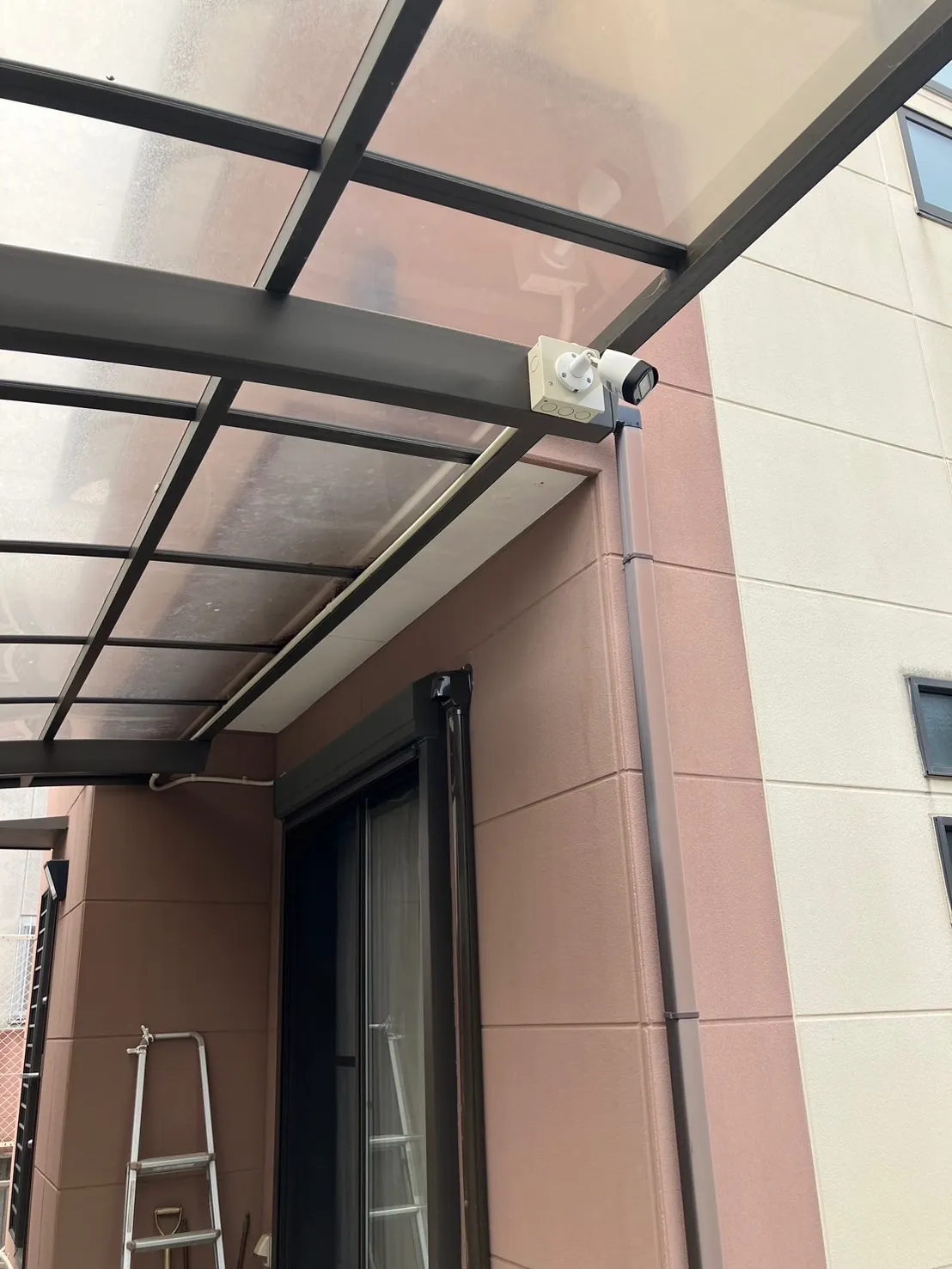 【大阪】大阪市・一軒家・防犯カメラ設置工事・強盗対策・屋外カメラ・防水カメラ・暗視カメラ・遠隔監視