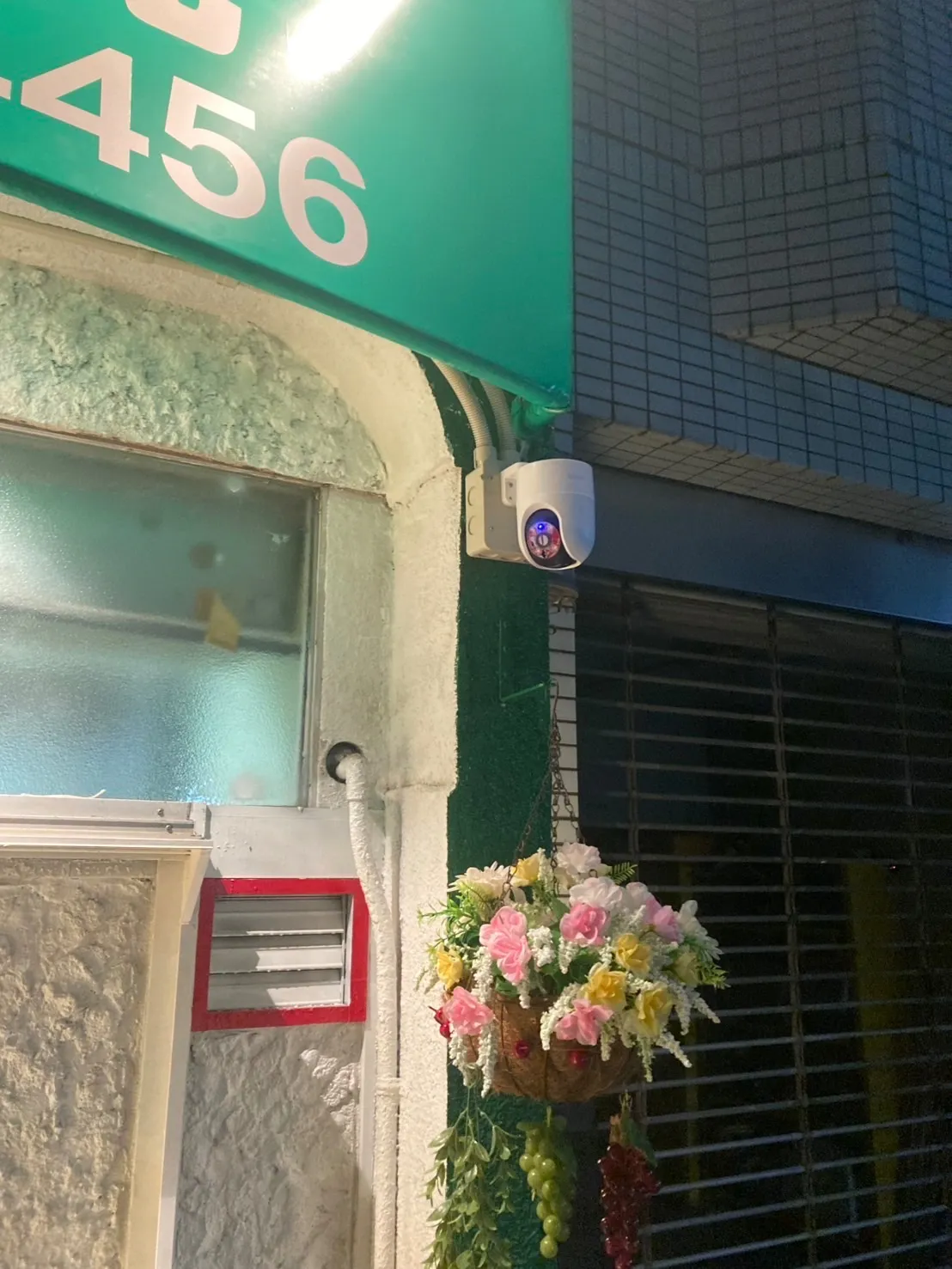 【大阪】大阪市・整骨院・防犯カメラ設置工事・強盗対策・屋外カメラ・防水カメラ・暗視カメラ・遠隔監視