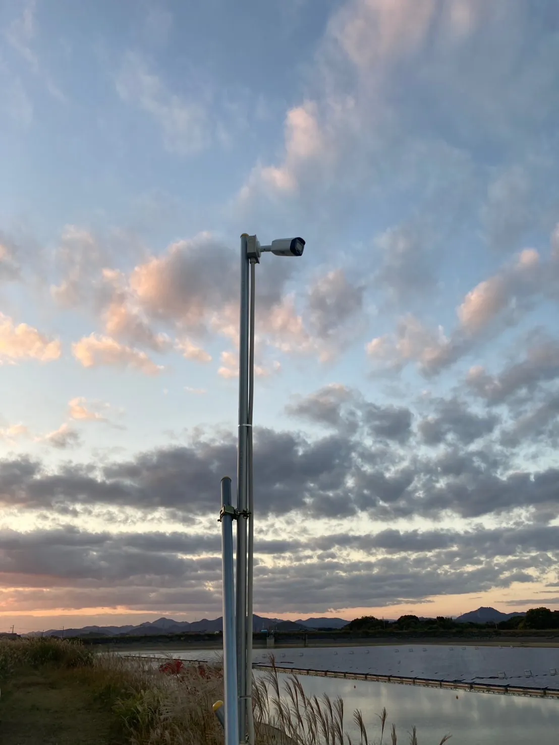 【兵庫】加古川市・池・防犯カメラ設置工事・強盗対策・屋外カメラ・防水カメラ・暗視カメラ・遠隔監視