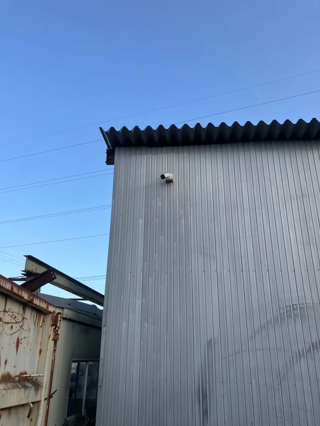 【京都】京田辺市・工場・防犯カメラ設置工事・強盗対策・屋外カメラ・防水カメラ・暗視カメラ・遠隔監視