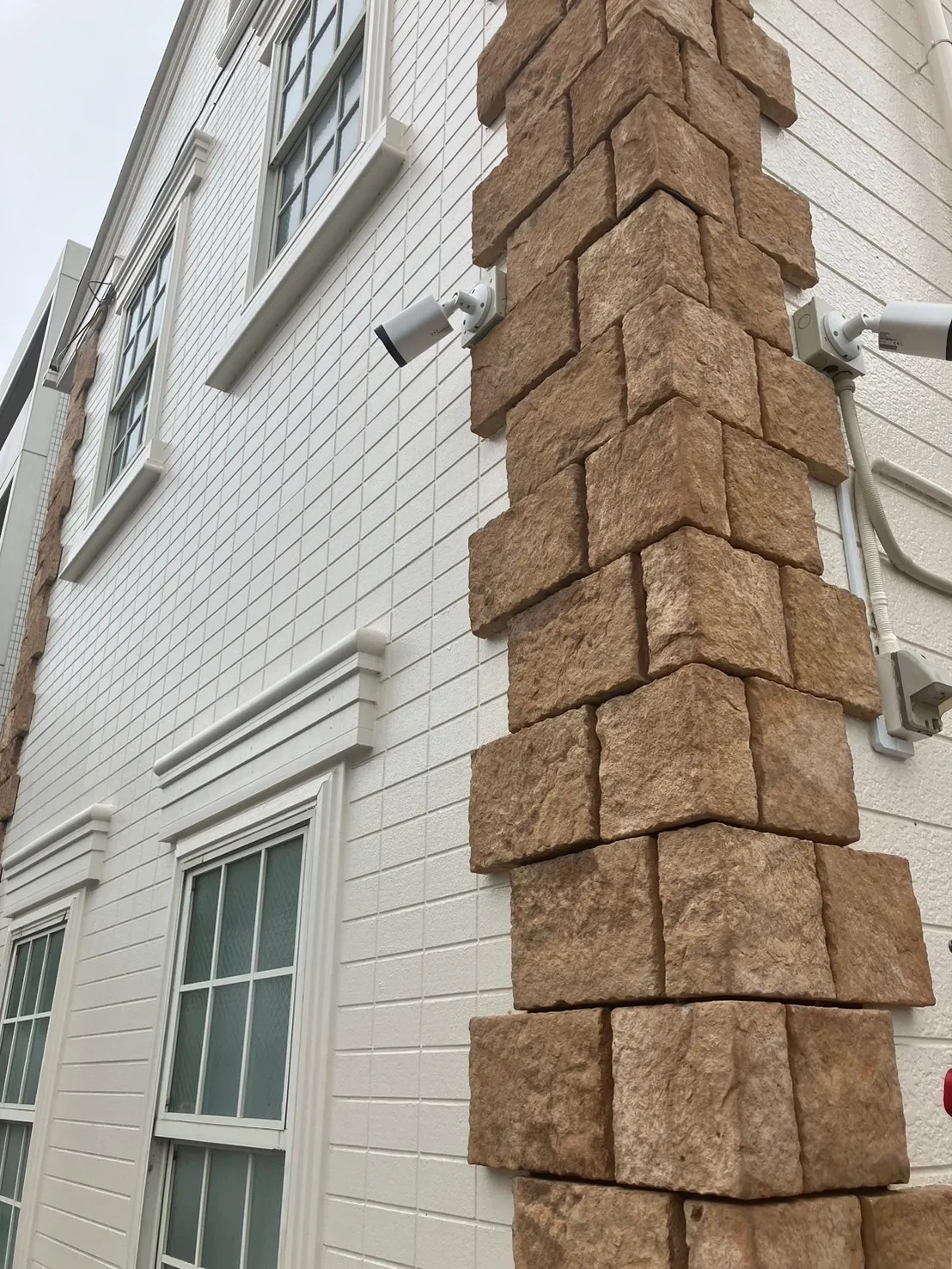 【京都】京都市・マンション・防犯カメラ設置工事・強盗対策・屋外カメラ・防水カメラ・暗視カメラ・遠隔監視