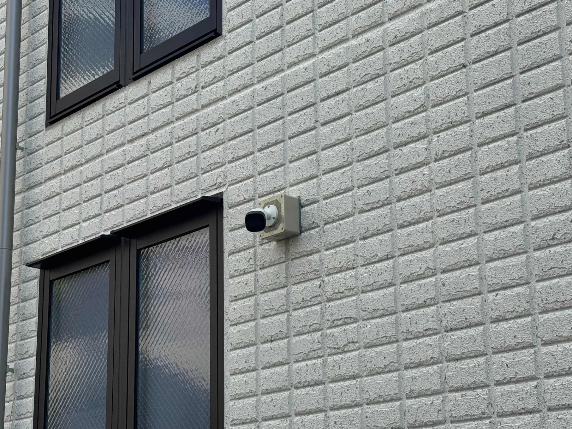 【奈良】奈良市・一軒家・防犯カメラ設置工事・強盗対策・防犯カメラ・暗視カメラ・遠隔監視